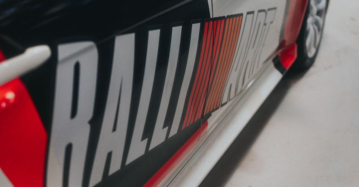 Enhancing Brand Identity through Customised Vehicle Wrap Solutions